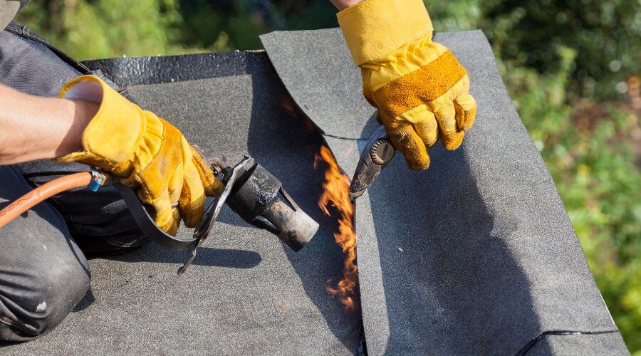 Expert Emergency Roof Repairs services in Panama, IL
